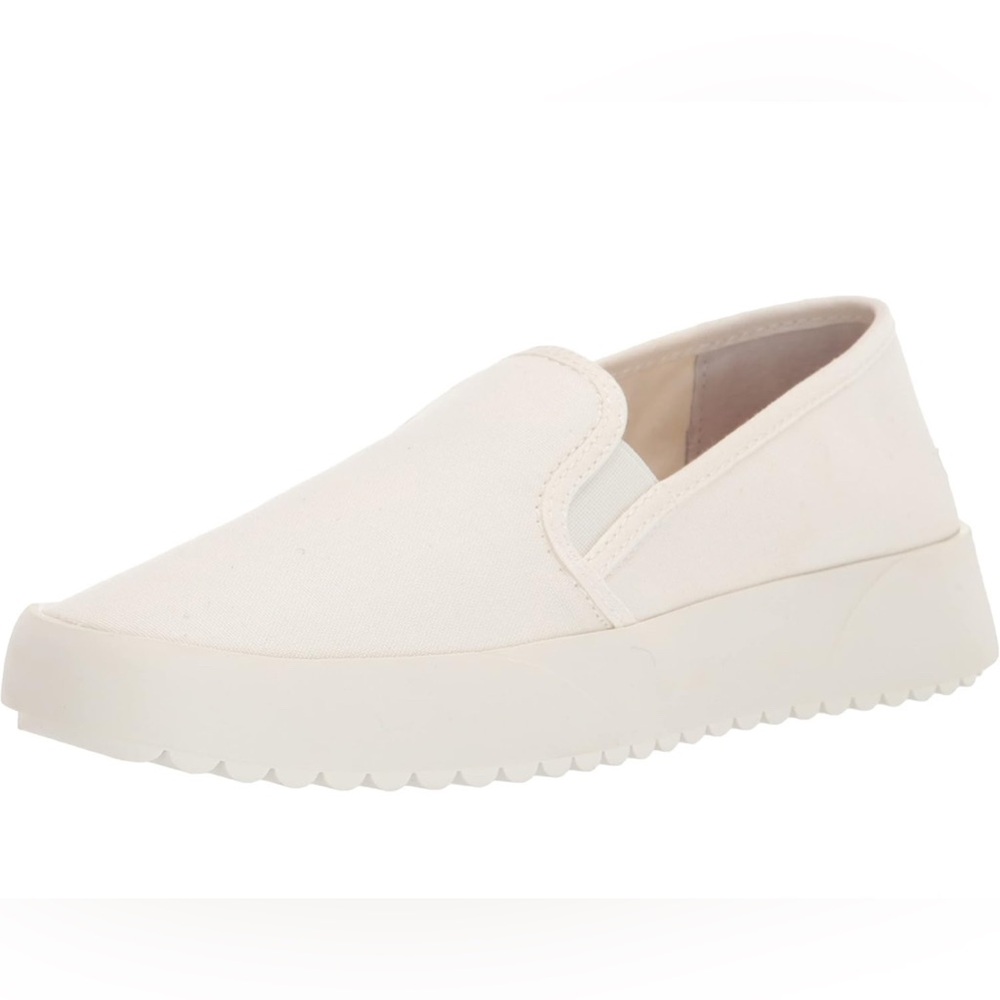 NWOT Lucky Brand LK Gimmony Cora Canvas Slip On Sneaker